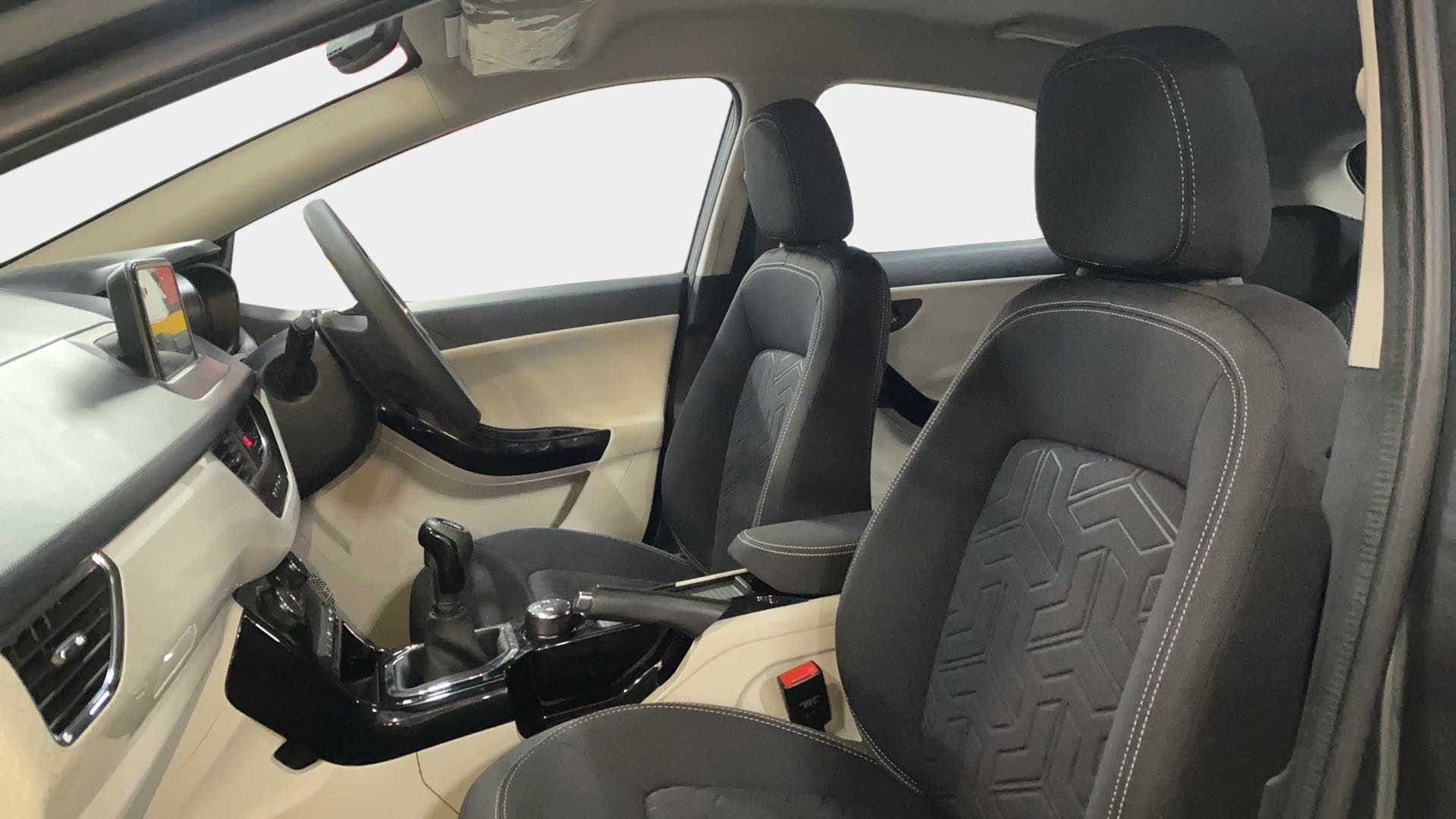 Front interior cabin of a Tata Nexon 2017-2023