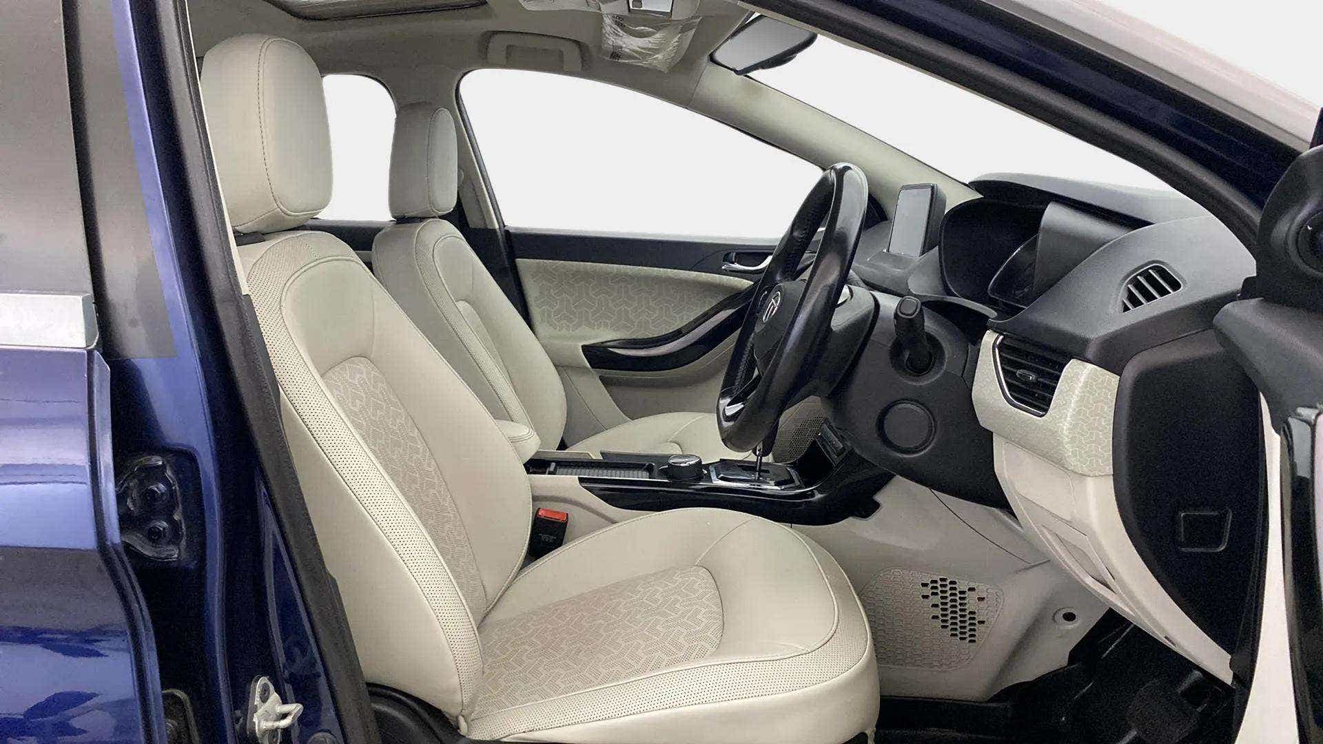 Front interior view of a Tata Nexon 2017-2023