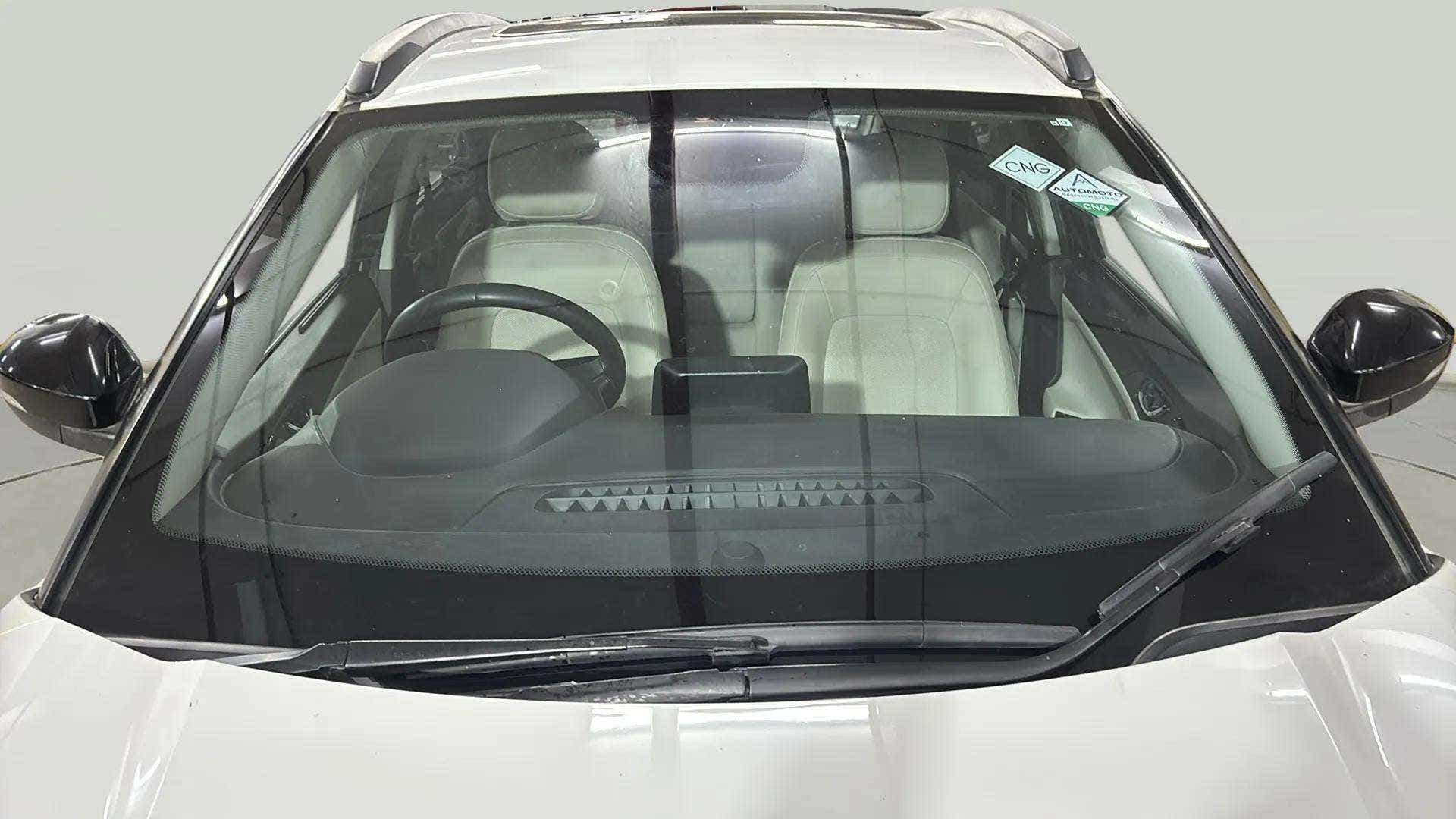 Front windshield and dashboard of a Tata Nexon 2017-2023