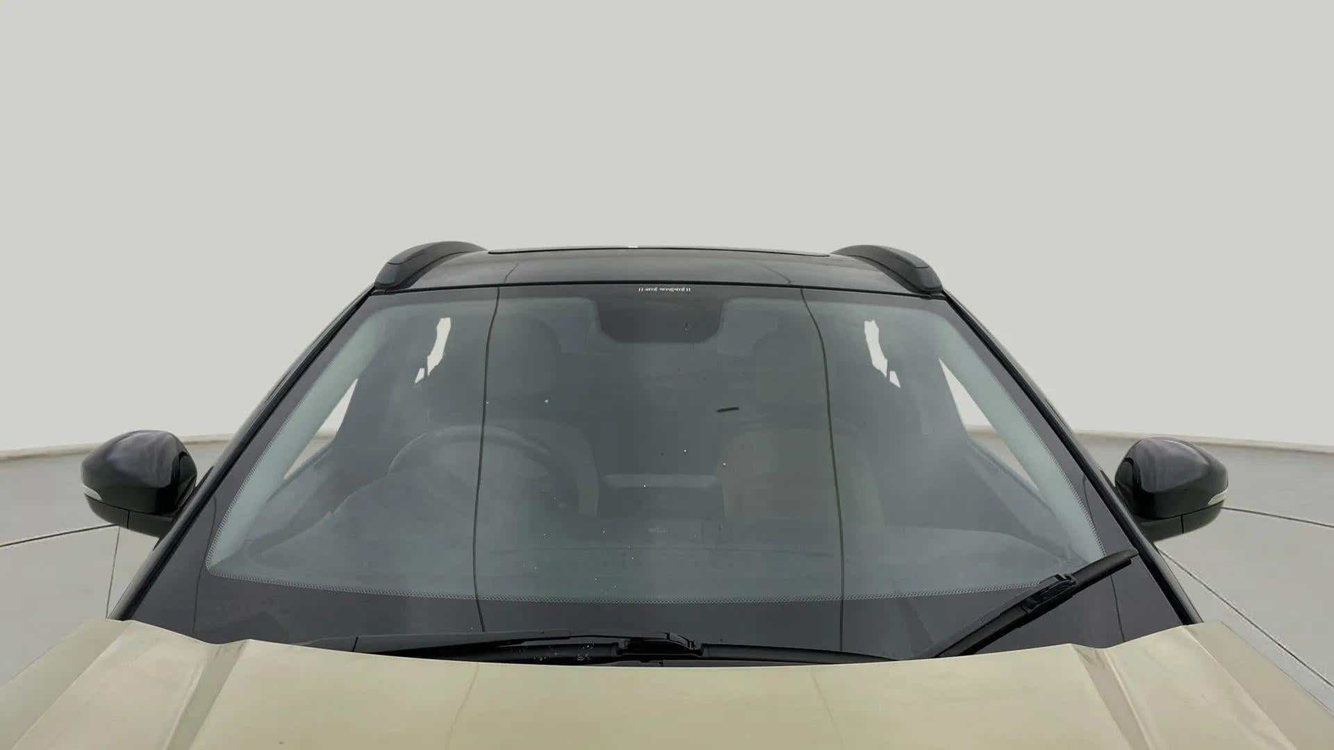 Front windshield and bonnet of a Tata Nexon 2017-2023