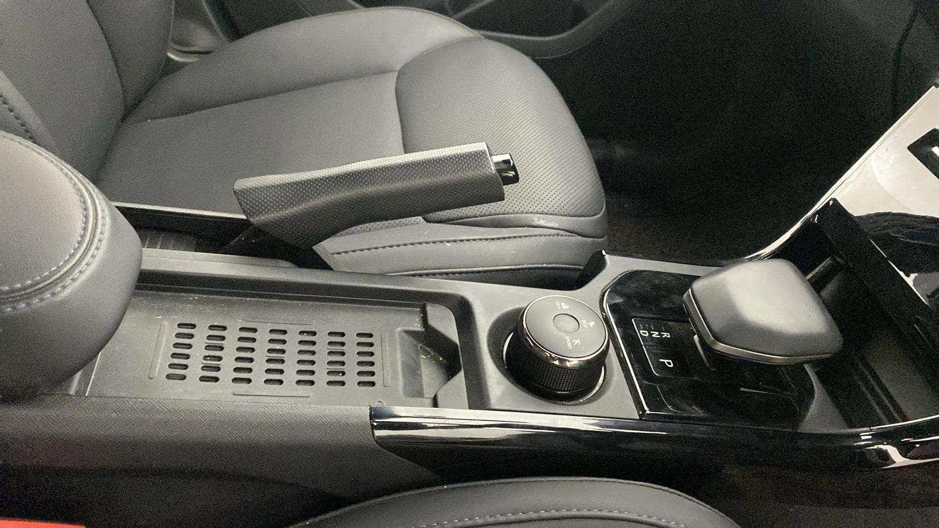 Center console and gear selector of a Tata Nexon