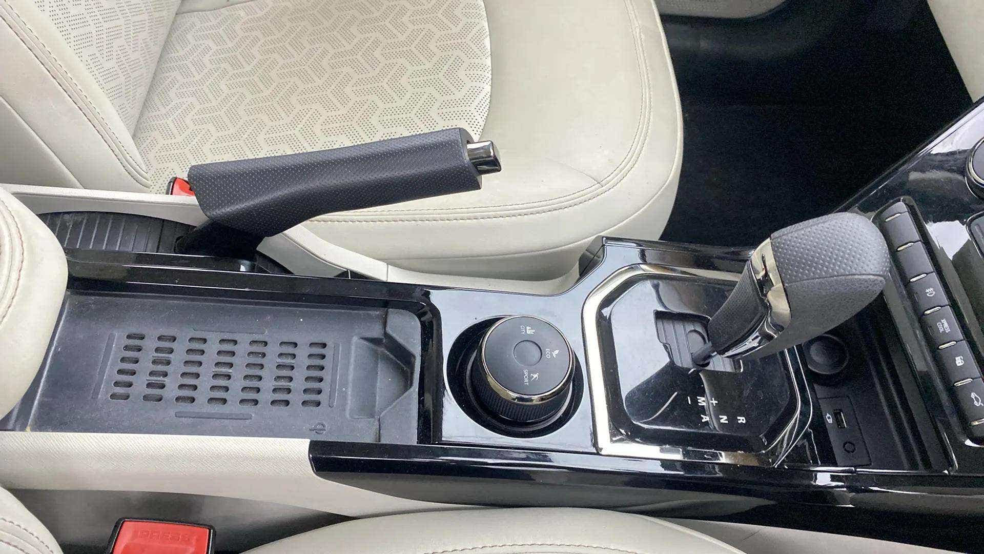 Center console view of a Tata Nexon 2017-2023