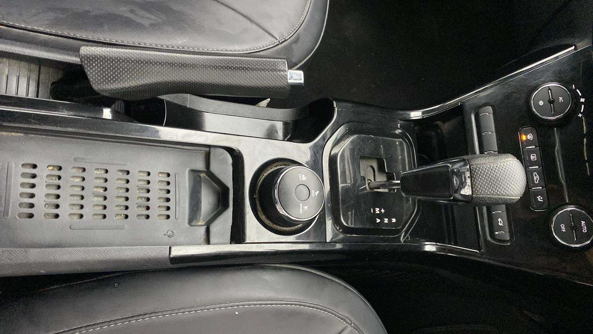 Center console and gear shifter of a Tata Nexon 2017-2023