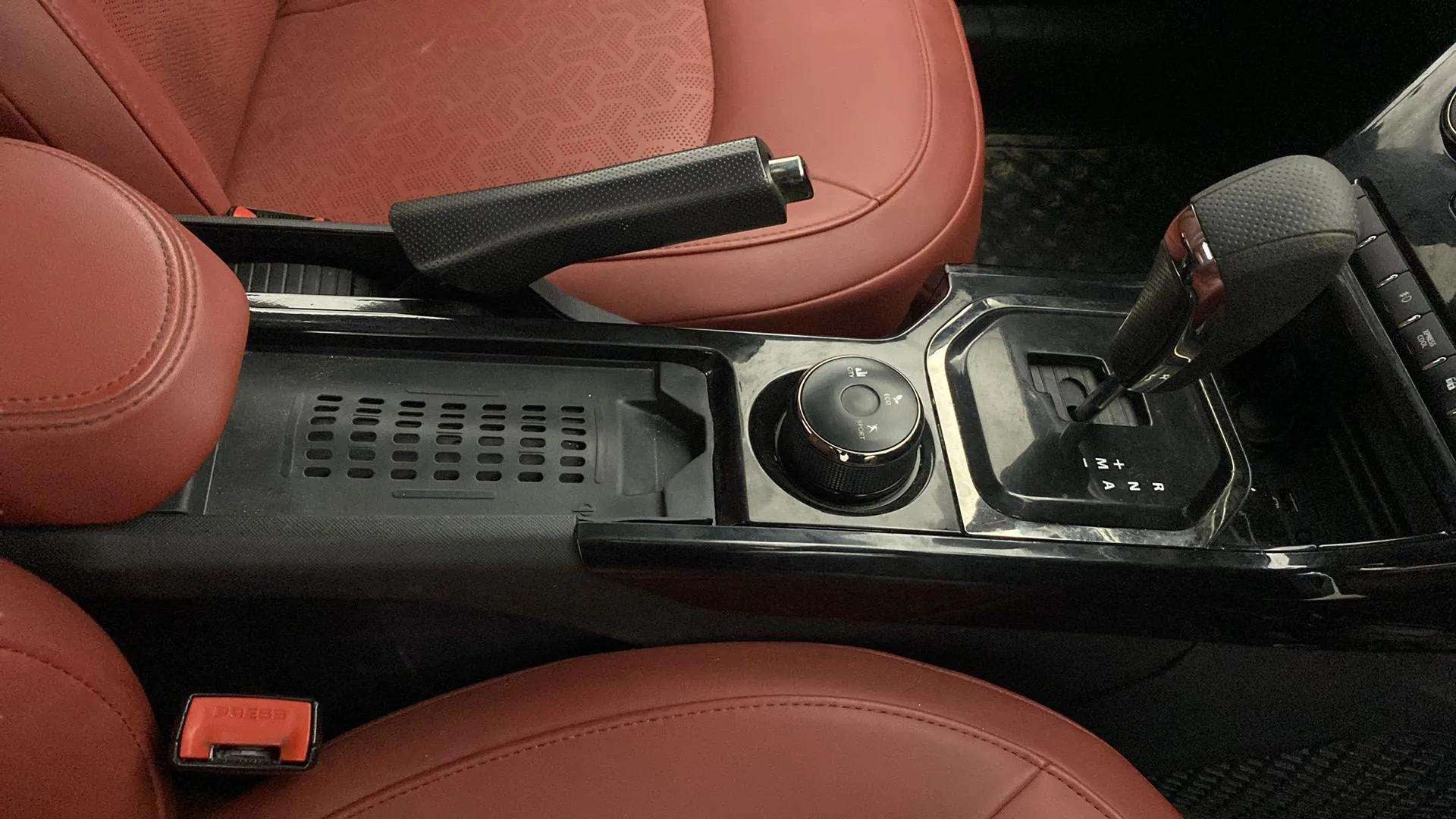 Center console and gear shift of a Tata Nexon 2017-2023
