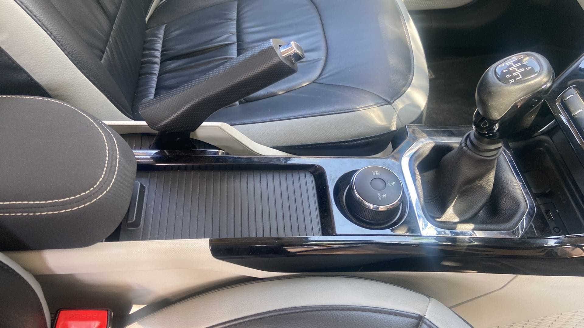 Center console and gear lever area of a Tata Nexon 2017-2023