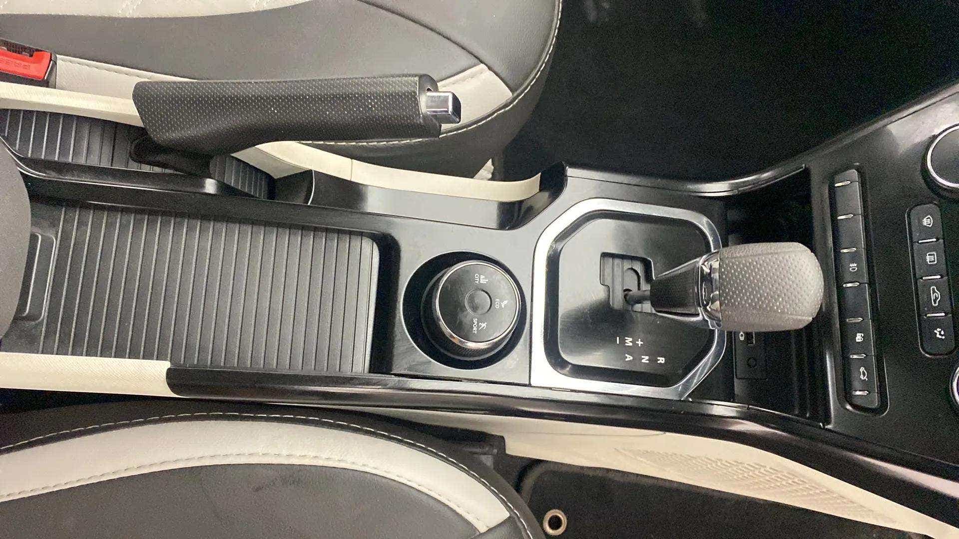 Center console view of a Tata Nexon 2017-2023