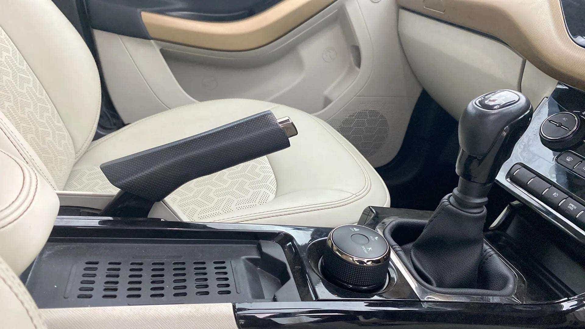 Gear lever and handbrake area of a Tata Nexon 2017-2023