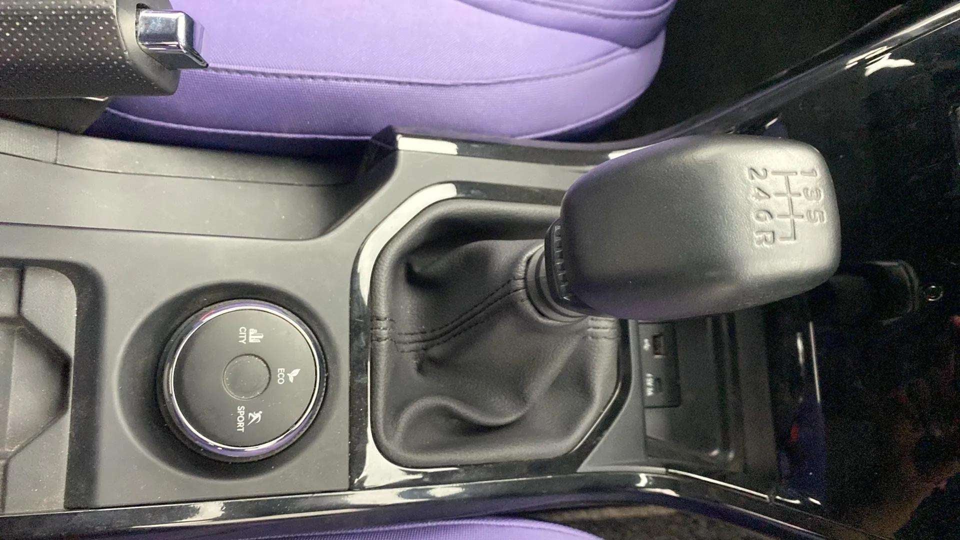 Gear lever and center console of a Tata Nexon 2017-2023