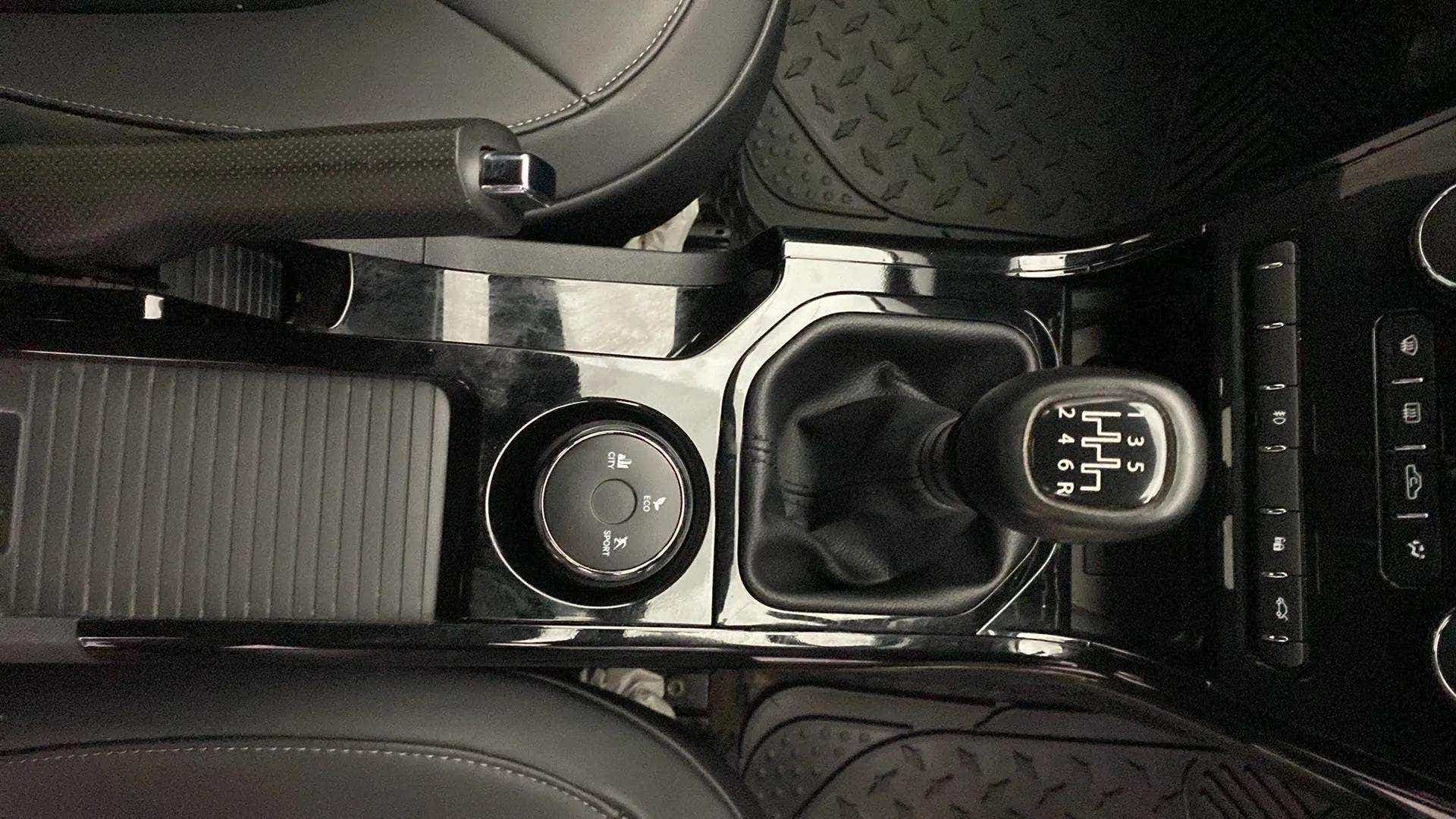 Gear shifter and center console of a Tata Nexon 2017-2023
