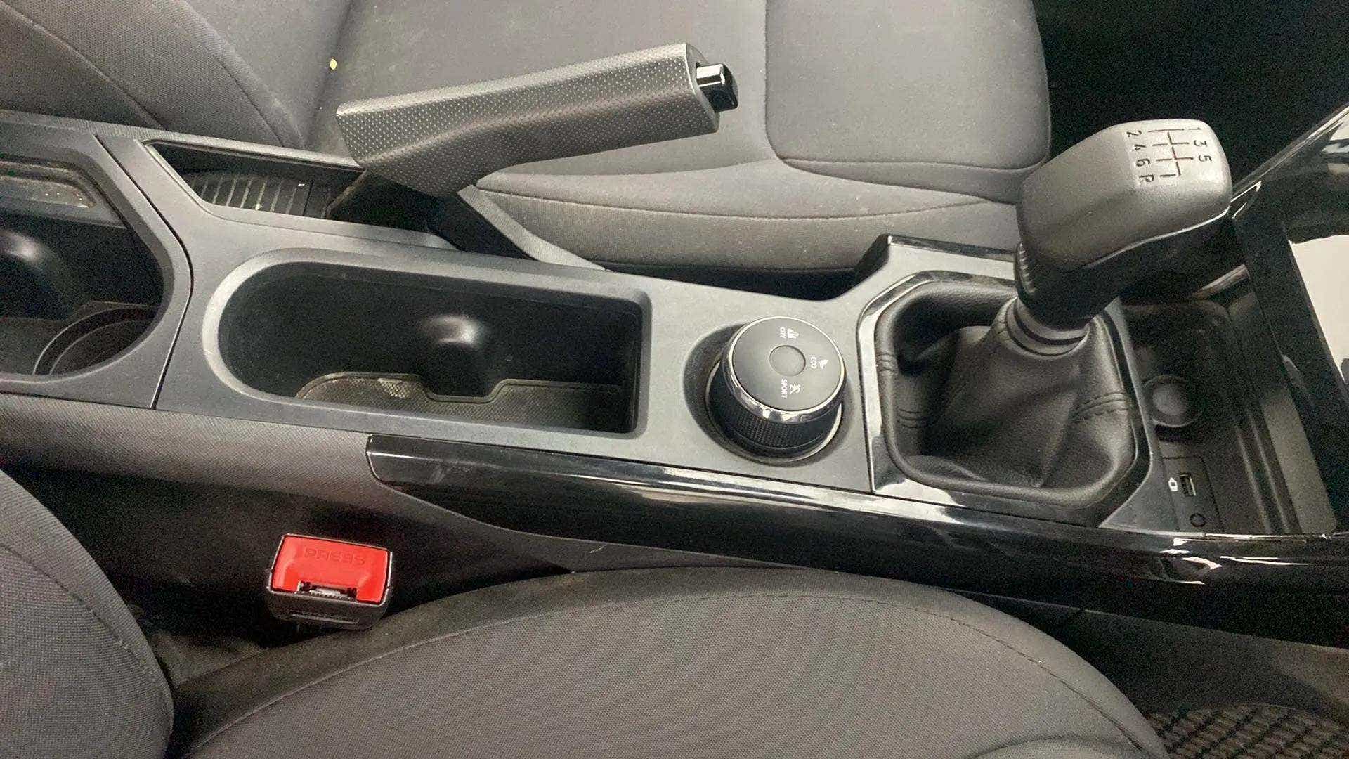 Center console and gear shift of a Tata Nexon 2017-2023