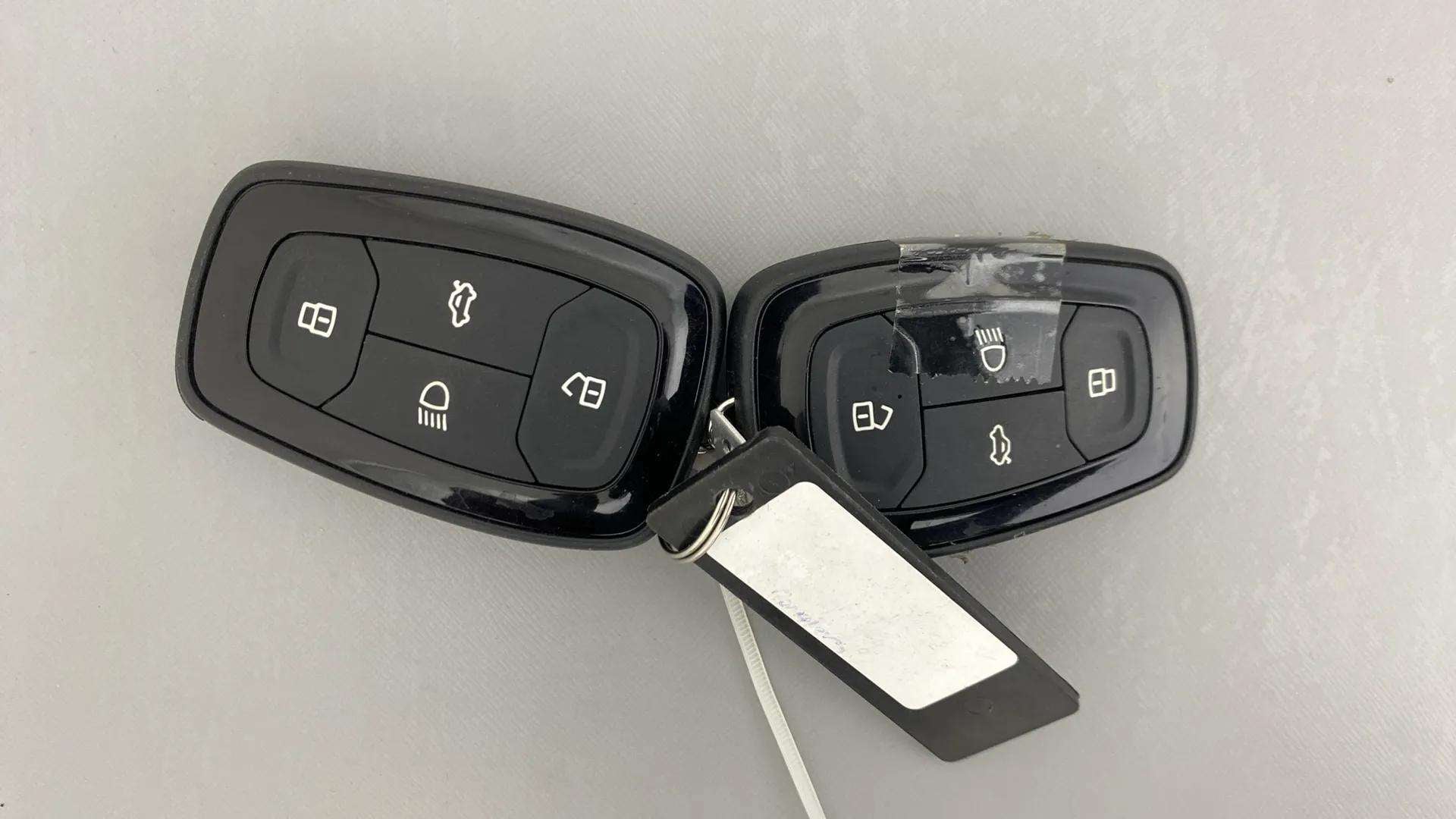 Key fobs of a Tata Nexon 2017-2023