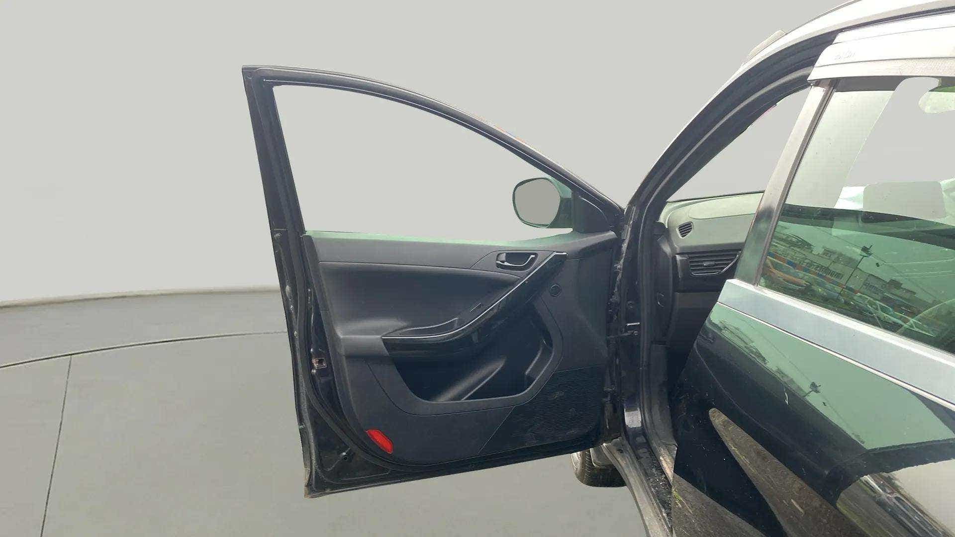 Driver side door interior of a Tata Nexon 2017-2023