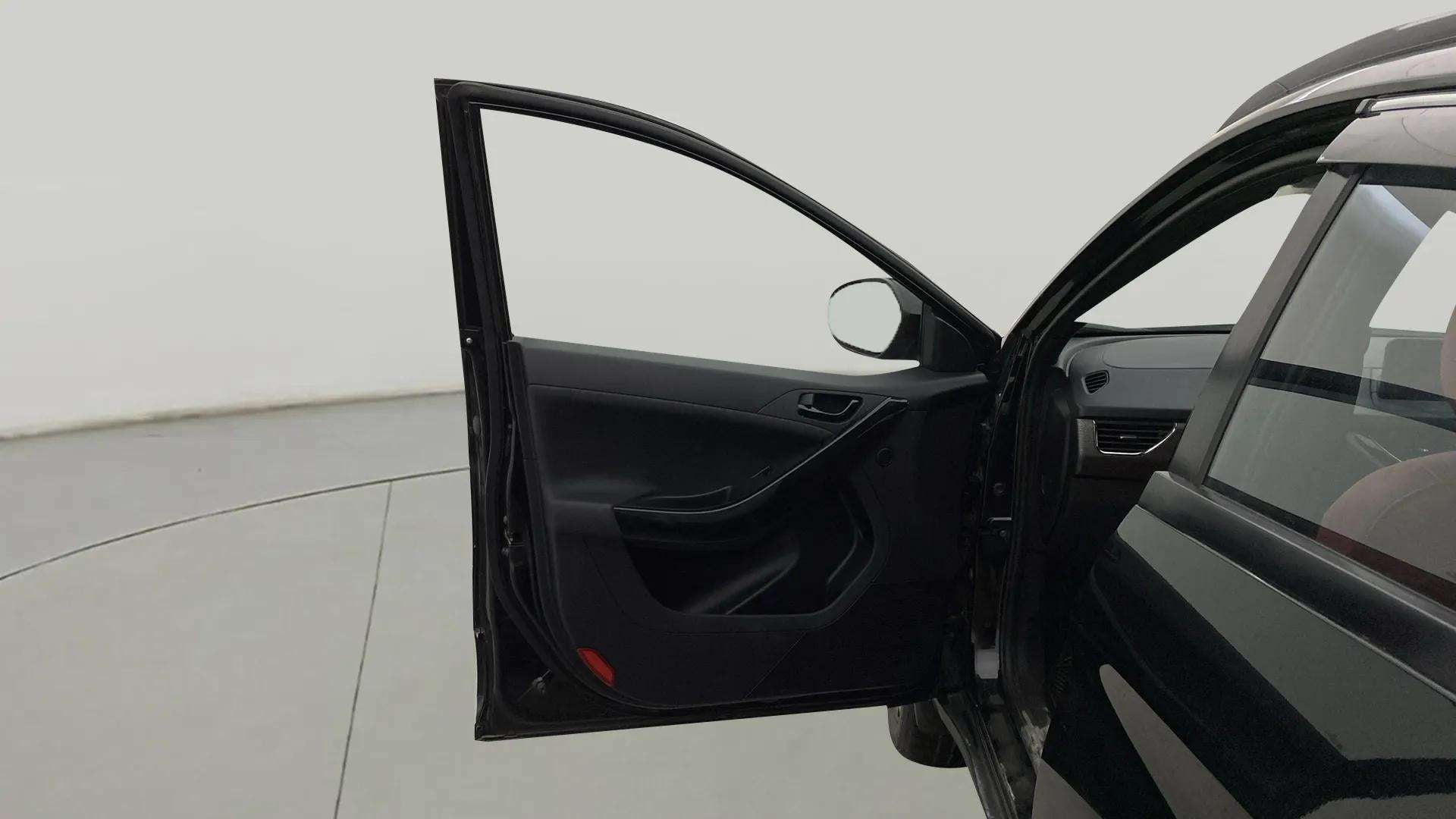 Front driver side door of a Tata Nexon 2017-2023