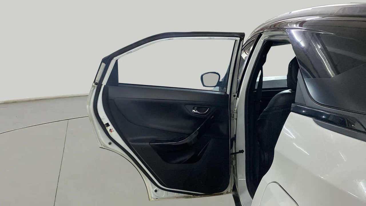 Rear left door view of a Tata Nexon 2017-2023
