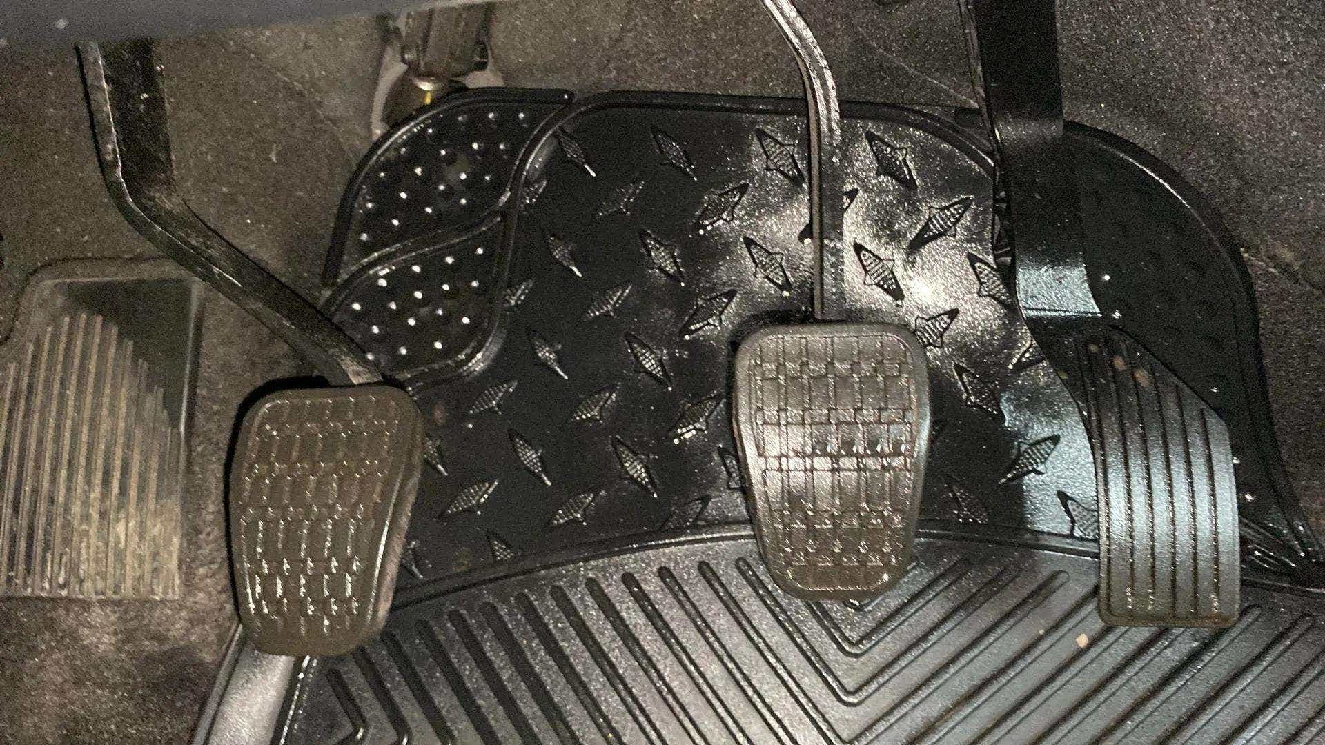 Pedals of a Tata Nexon 2017-2023