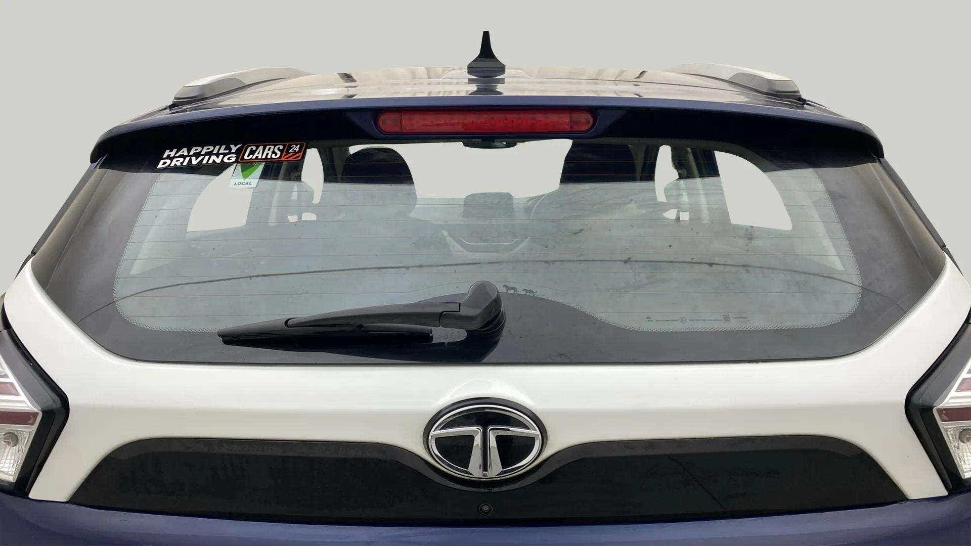 Rear view of a Tata Nexon 2017-2023