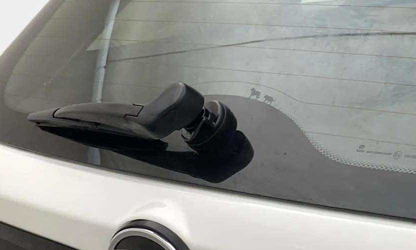 Rear windshield wiper of a Tata Nexon 2017-2023
