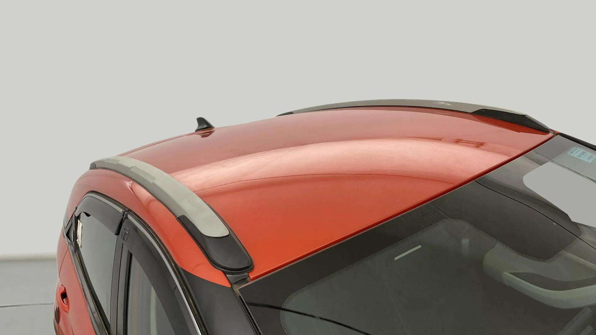 Roof rail close-up of a Tata Nexon