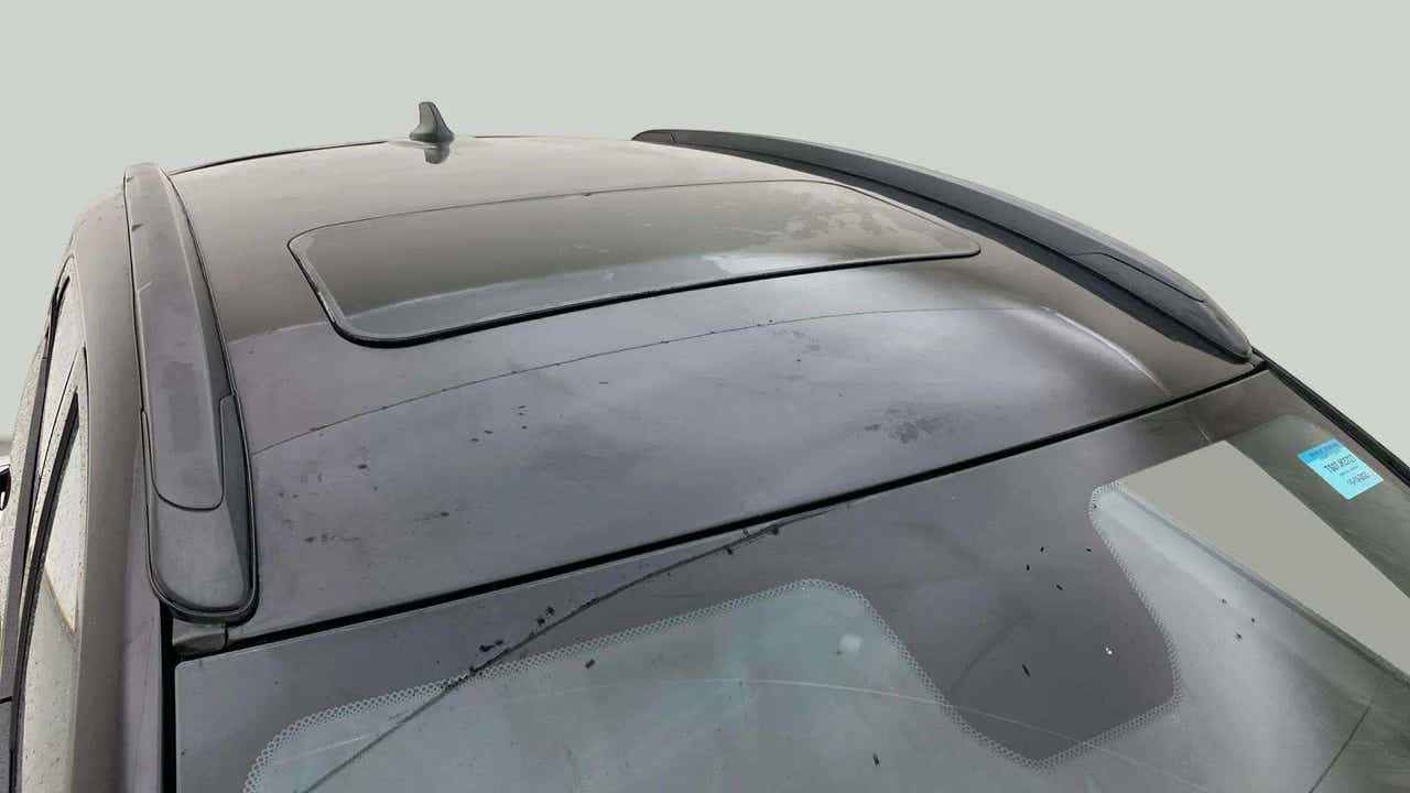 Sunroof and roof rails view of a Tata Nexon 2017-2023