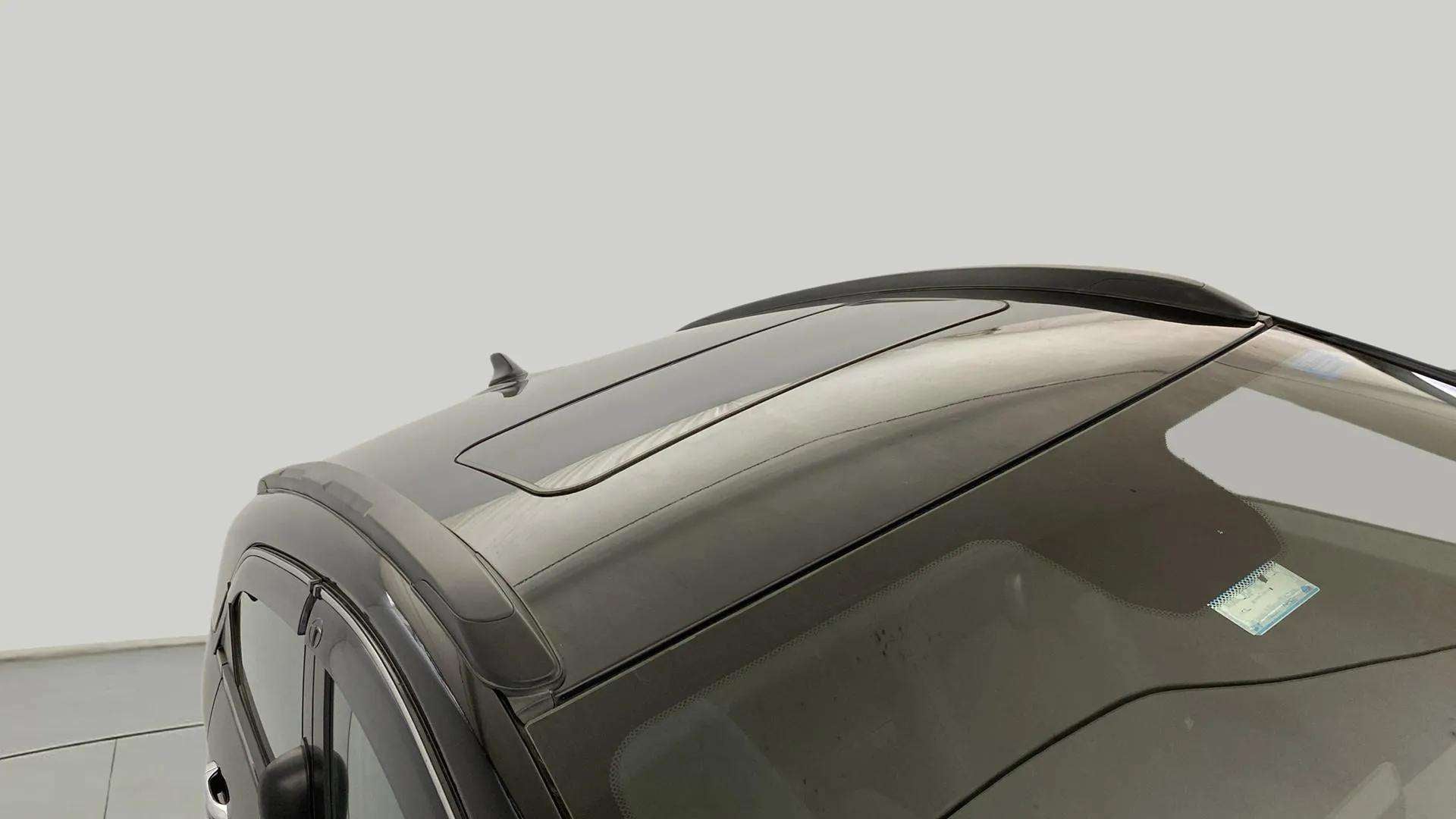 Sunroof close-up of a Tata Nexon 2017-2023
