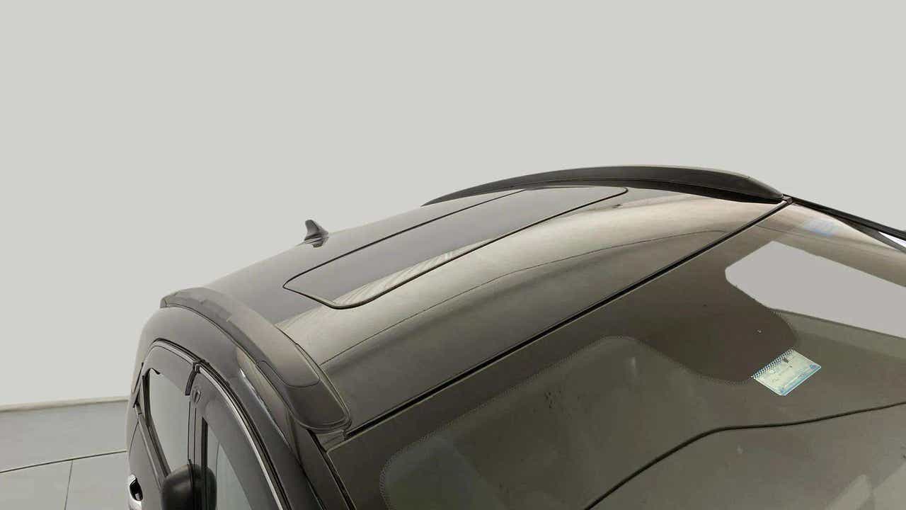Sunroof close-up of a Tata Nexon 2017-2023