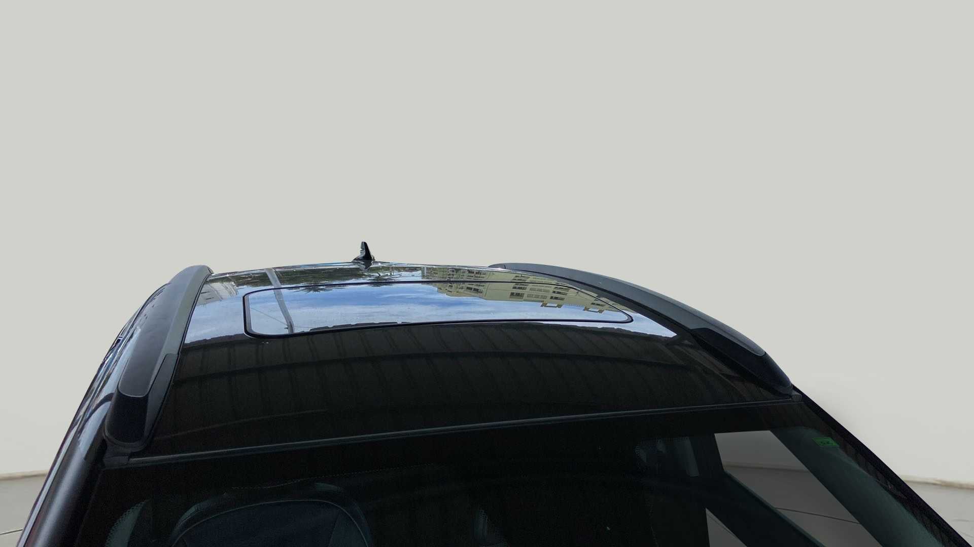 Sunroof and roof rails view of a Tata Nexon 2017-2023