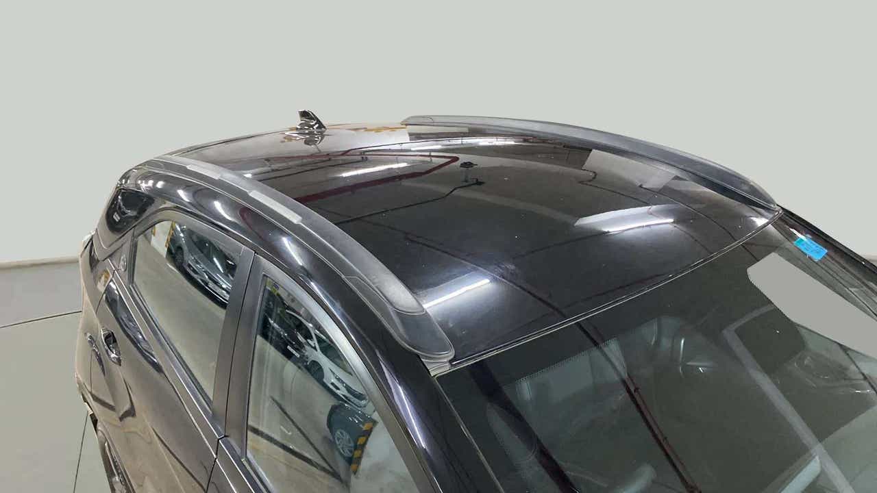 Roof view of a Tata Nexon 2017-2023