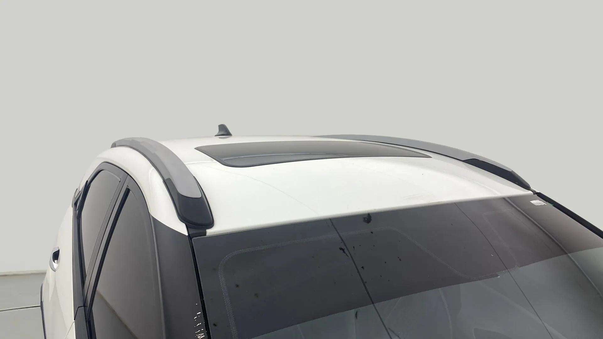 Sunroof and roof rails view of a Tata Nexon 2017-2023