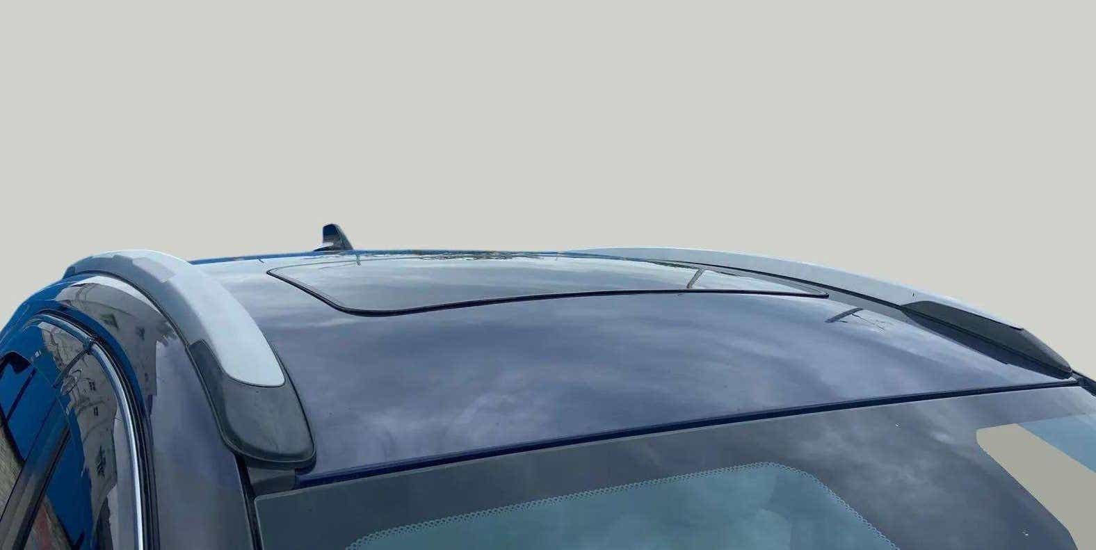 Sunroof close-up of a Tata Nexon 2017-2023