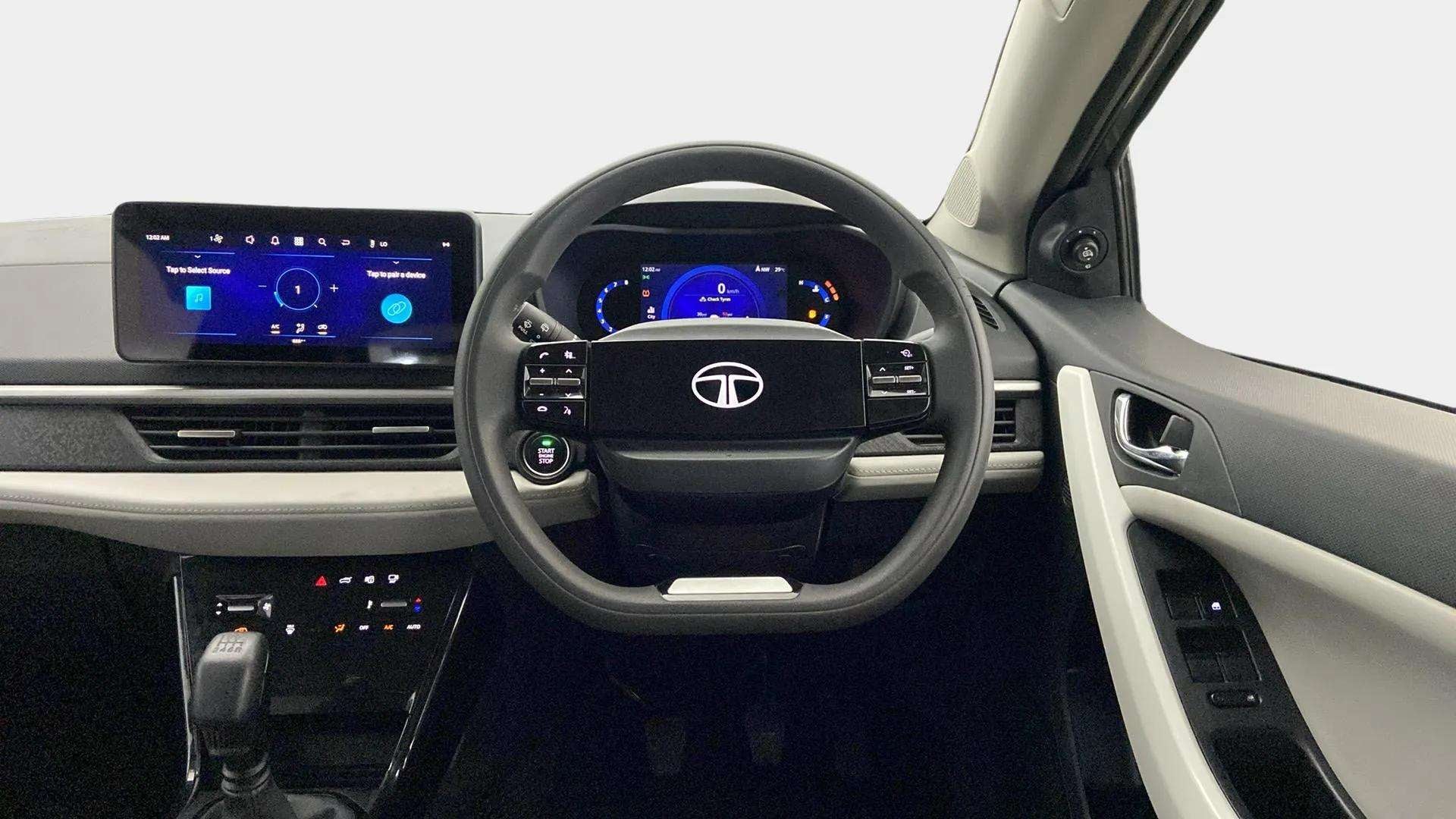 Dashboard and steering wheel of a Tata Nexon 2017-2023