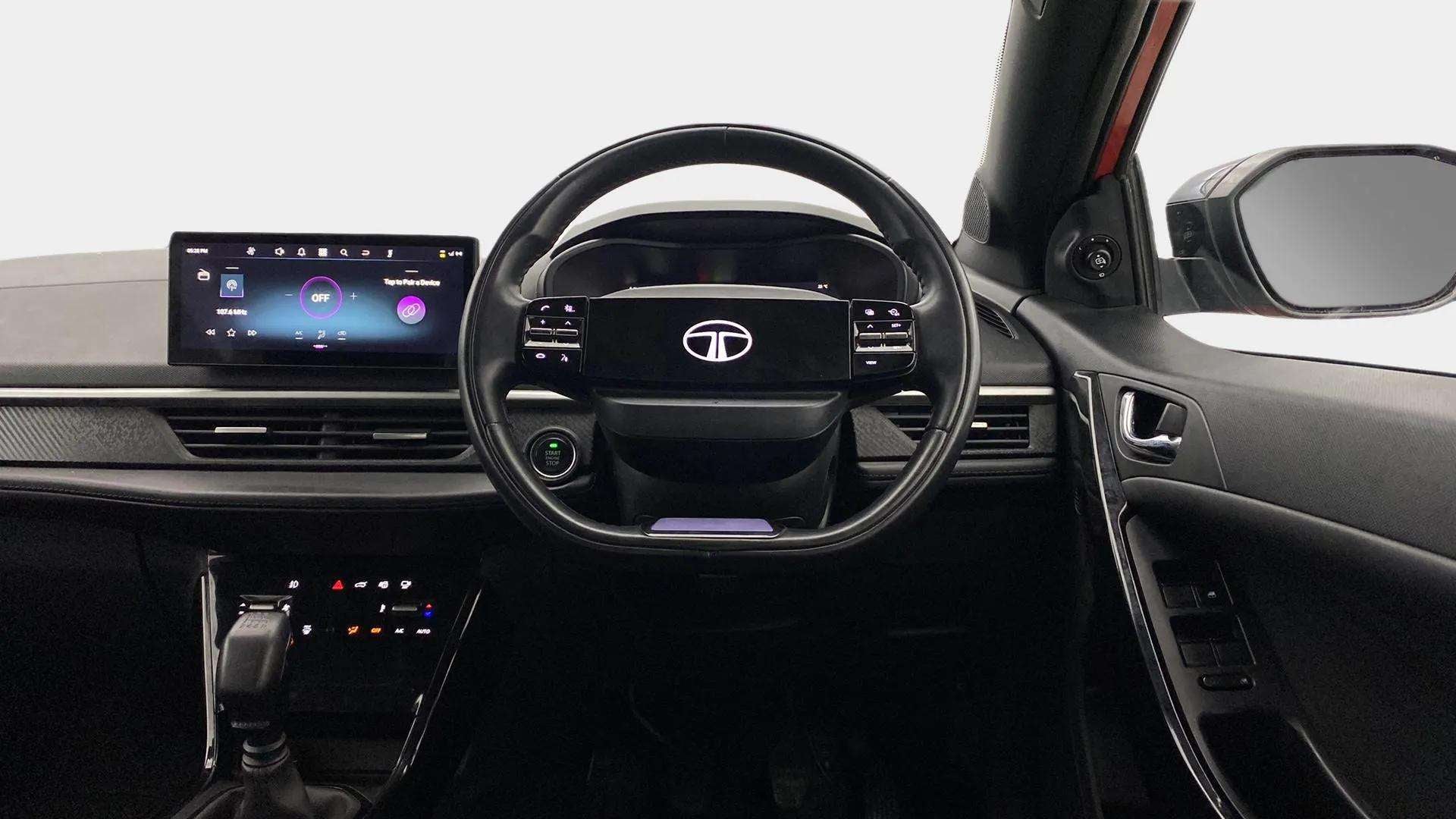 Dashboard and steering wheel of a Tata Nexon 2017-2023