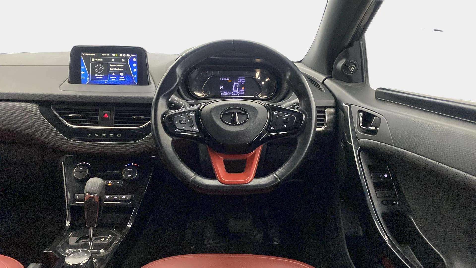 Dashboard view of a Tata Nexon 2017-2023