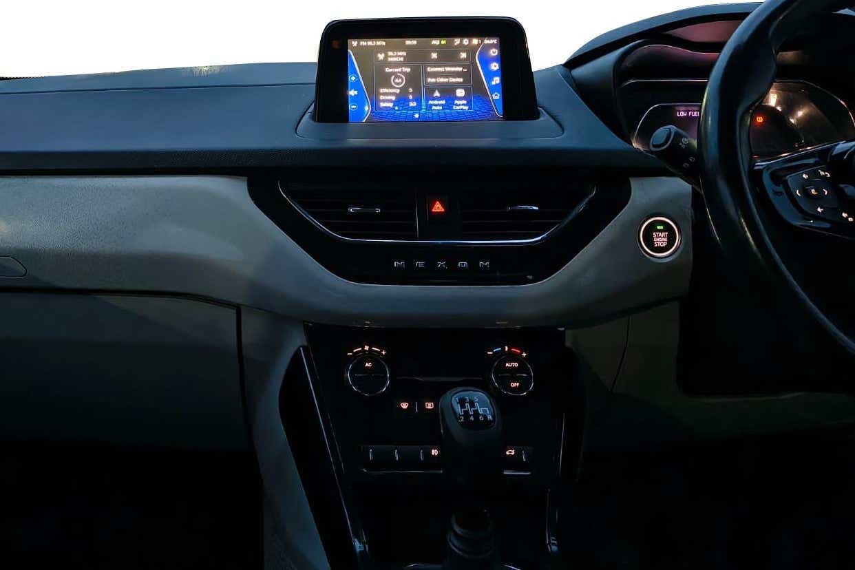 Dashboard view of a Tata Nexon 2017-2023