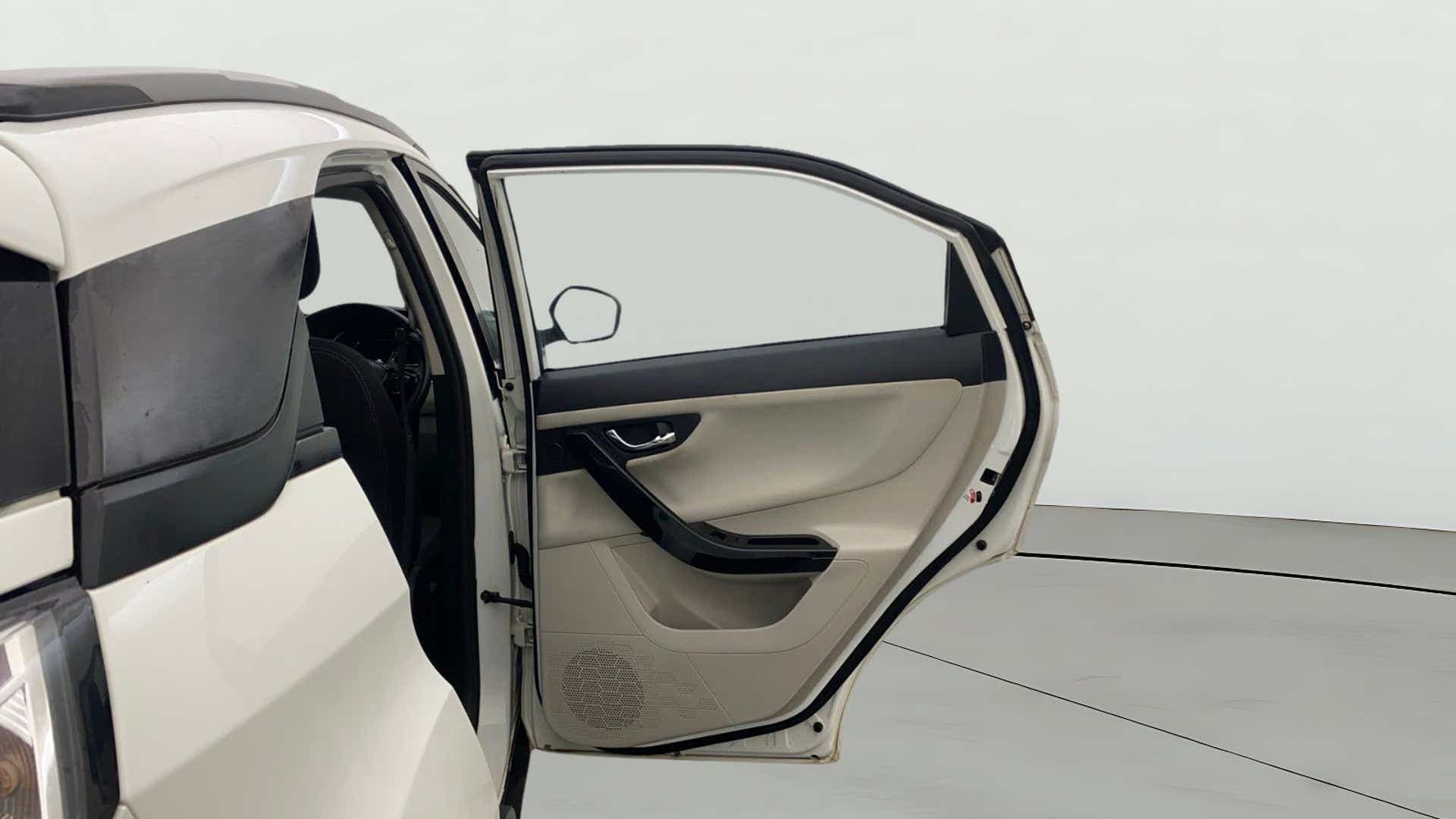 Rear door and side of a Tata Nexon 2017-2023