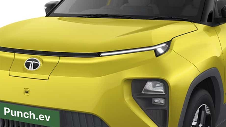 Front view of a Fearless Yellow Tata Punch EV Facelift