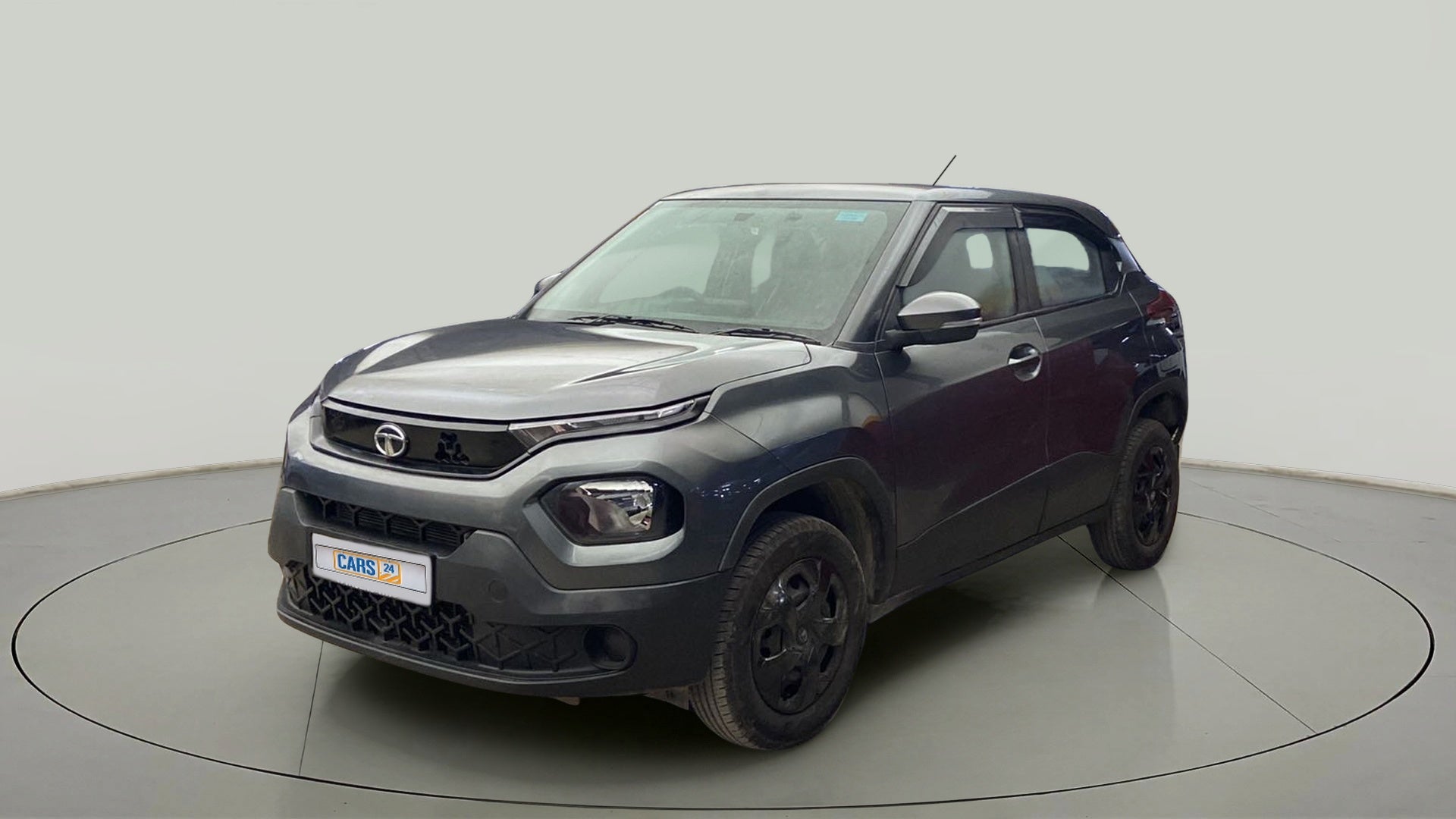 Front three-quarter view of a Tata Punch