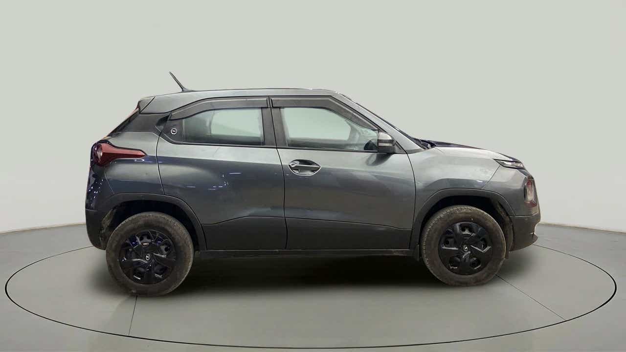 Side view of a Tata Punch