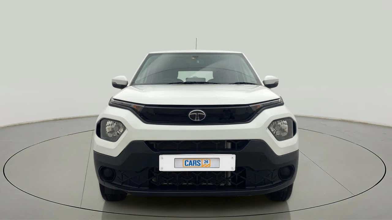 Front view of a Orcus White Tata Punch