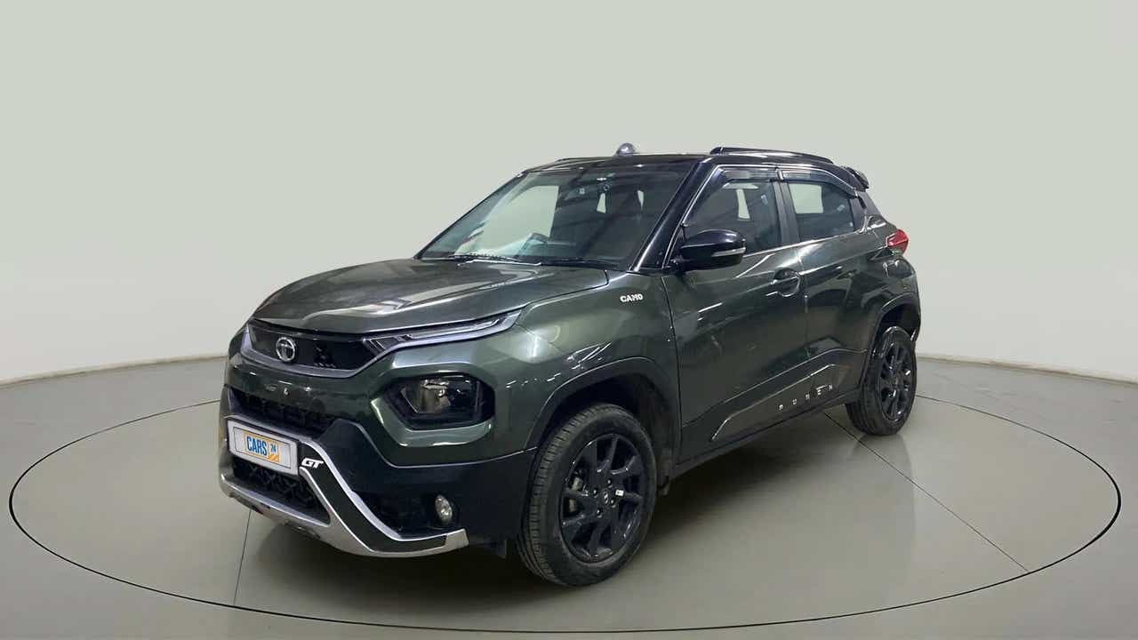 Front three-quarter view of a Tata Punch