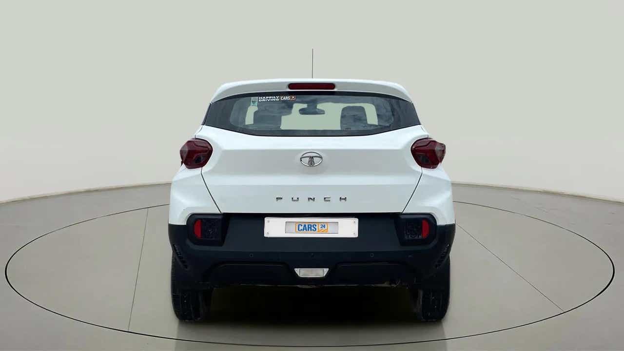 Rear view of a Orcus White Tata Punch
