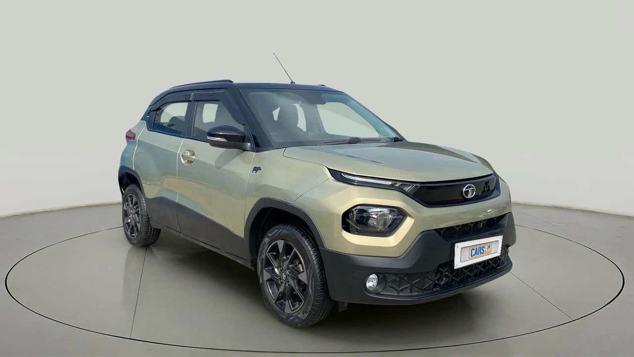 Front three-quarter view of a Tata Punch