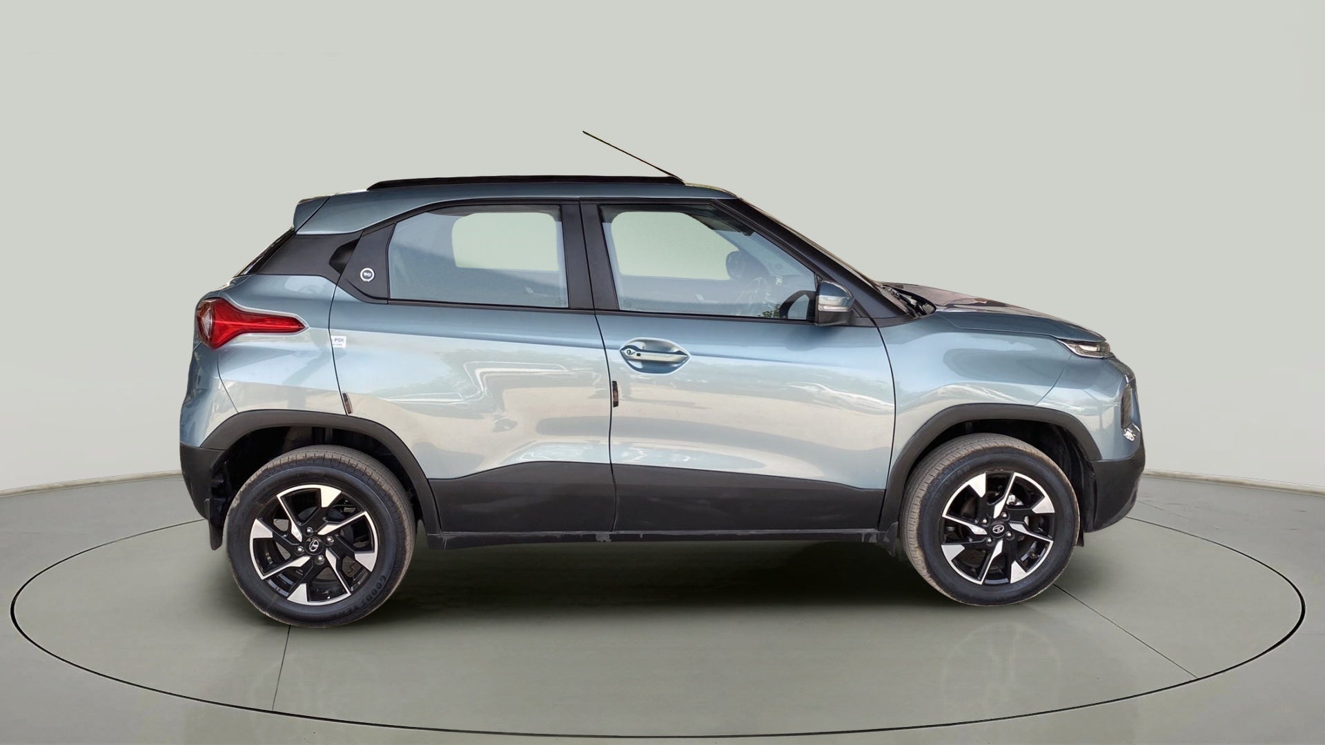 Side view of a Tata Punch