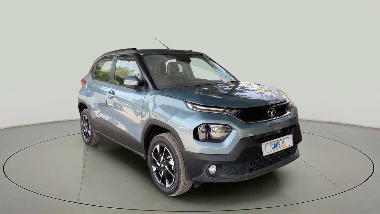 Front three-quarter view of a Tata Punch