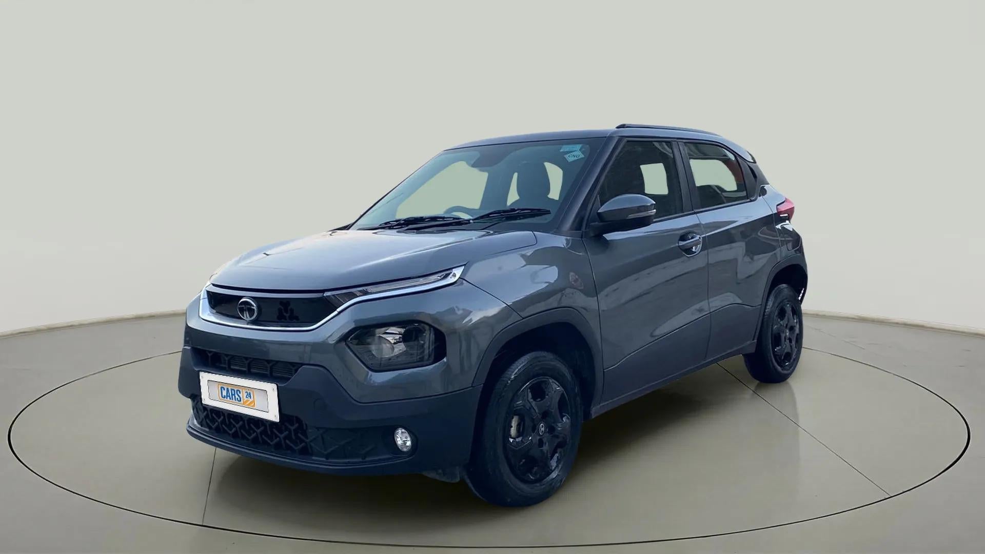 Front three-quarter view of a Daytona Grey Tata Punch