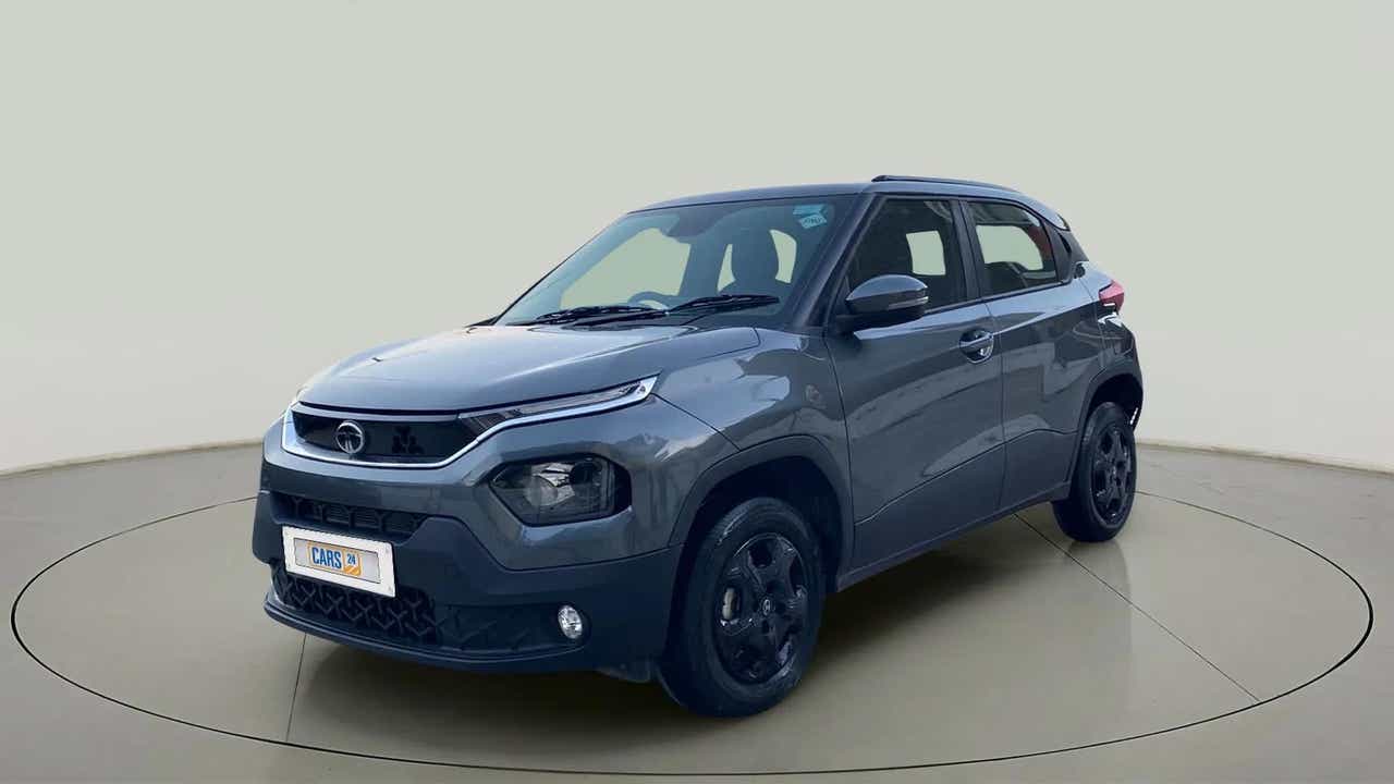 Front three-quarter view of a Daytona Grey Tata Punch