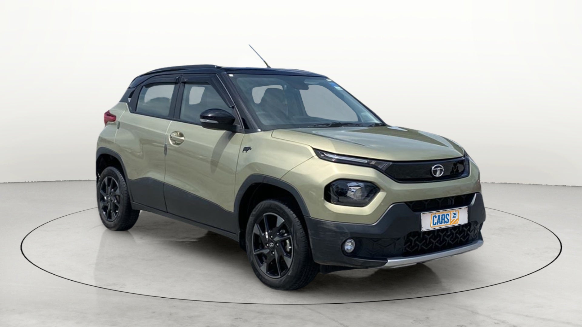 Front three-quarter view of a Tata Punch