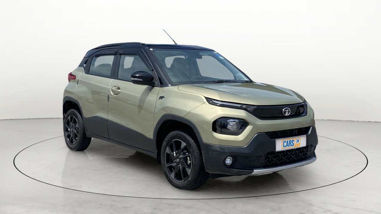 Front three-quarter view of a Tata Punch