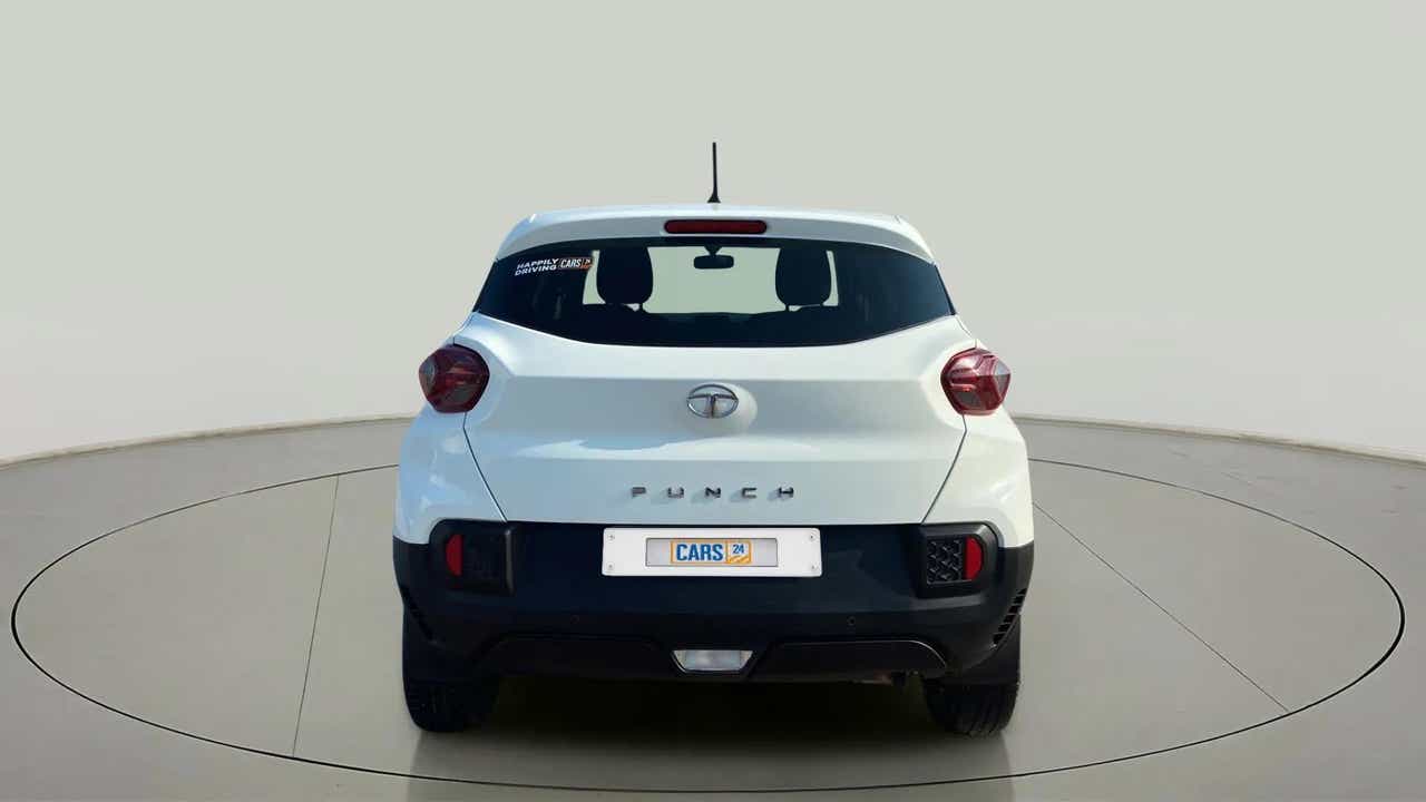 Rear view of a Orcus White Tata Punch