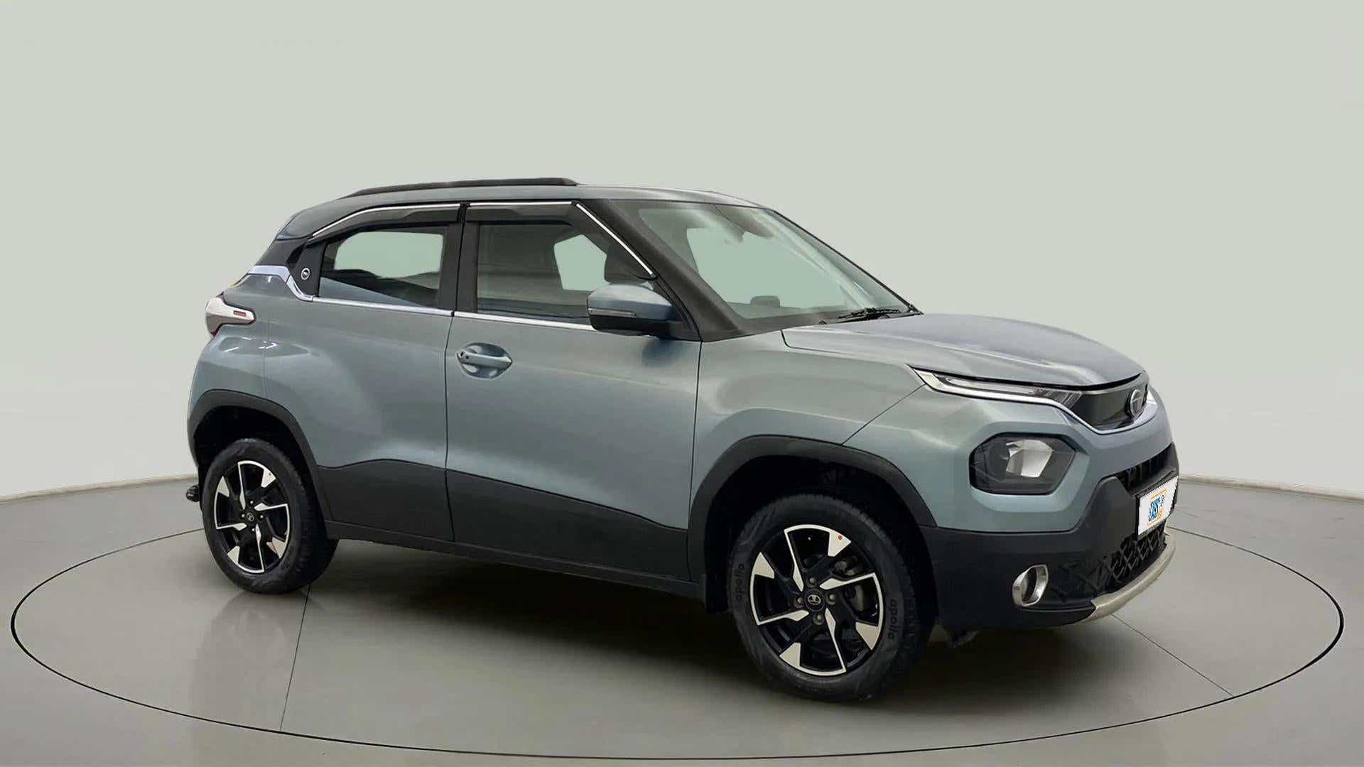 Side view of a Tata Punch