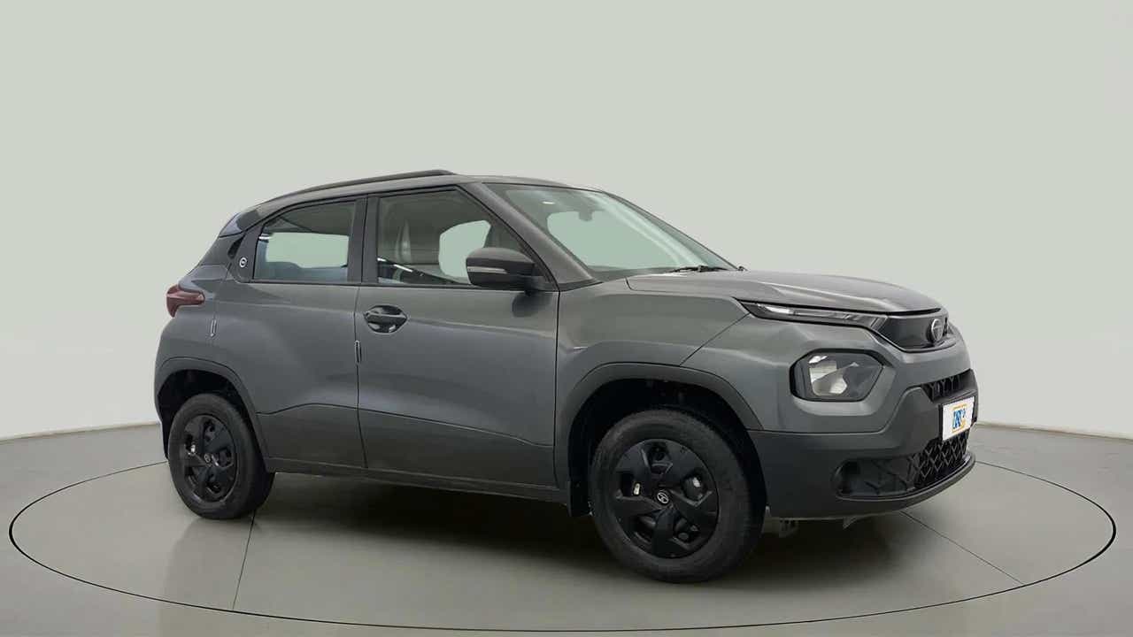 Front three-quarter view of a Tata Punch